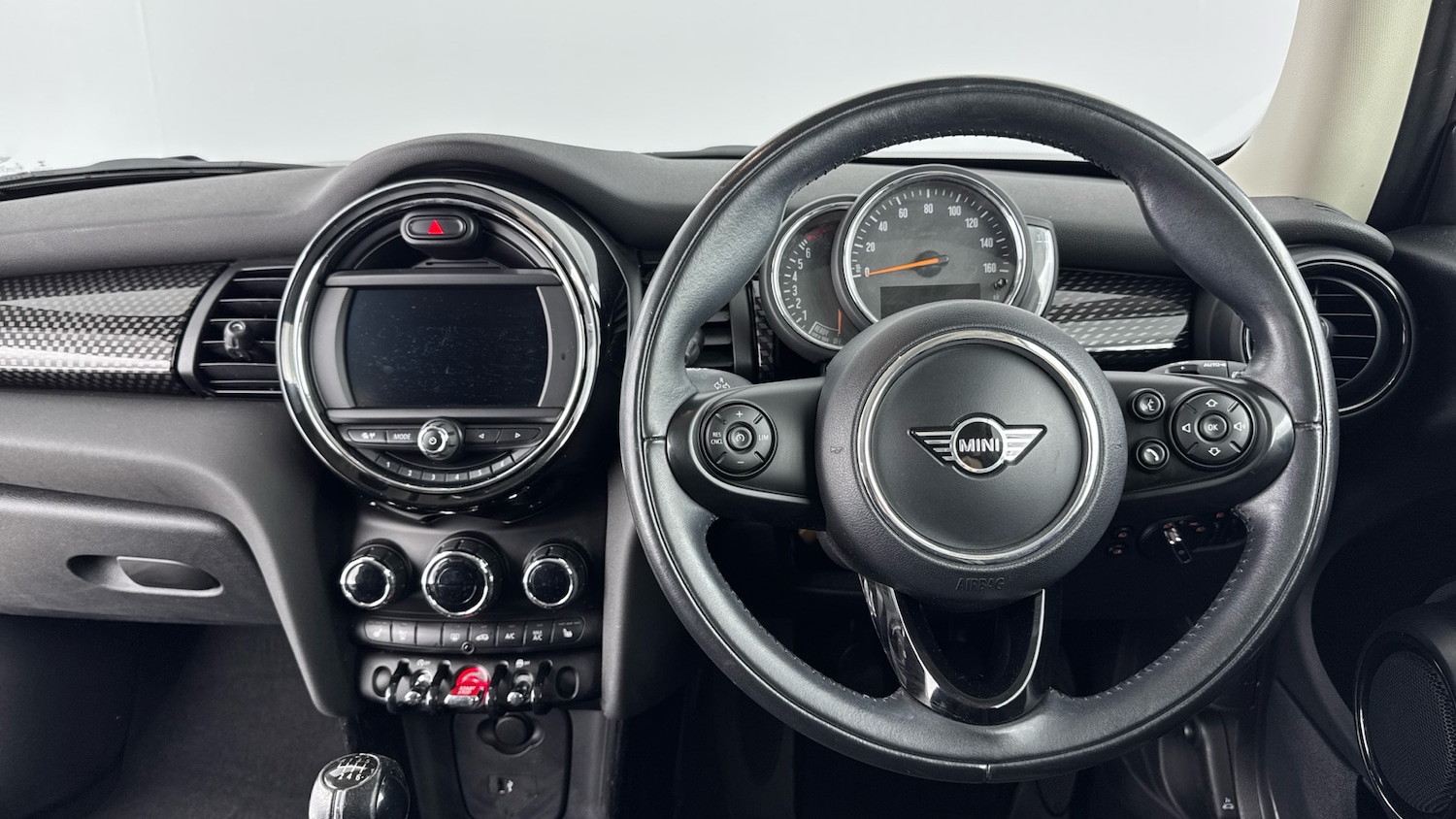 Used MINI Hatch 2019 for sale - 76554872: Photo 5