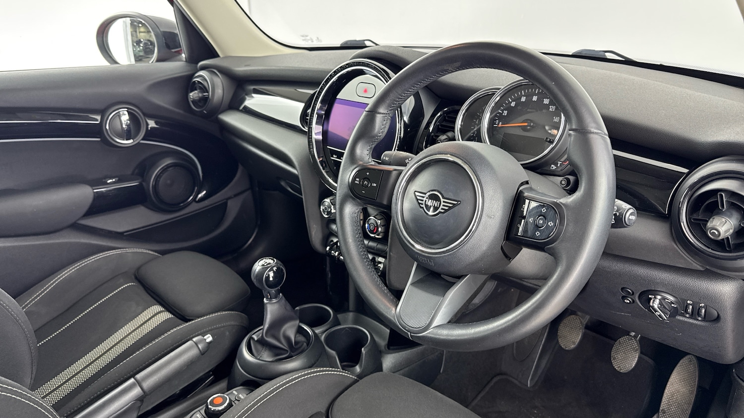 Used MINI Hatch 2021 for sale - 76265909: Photo 6