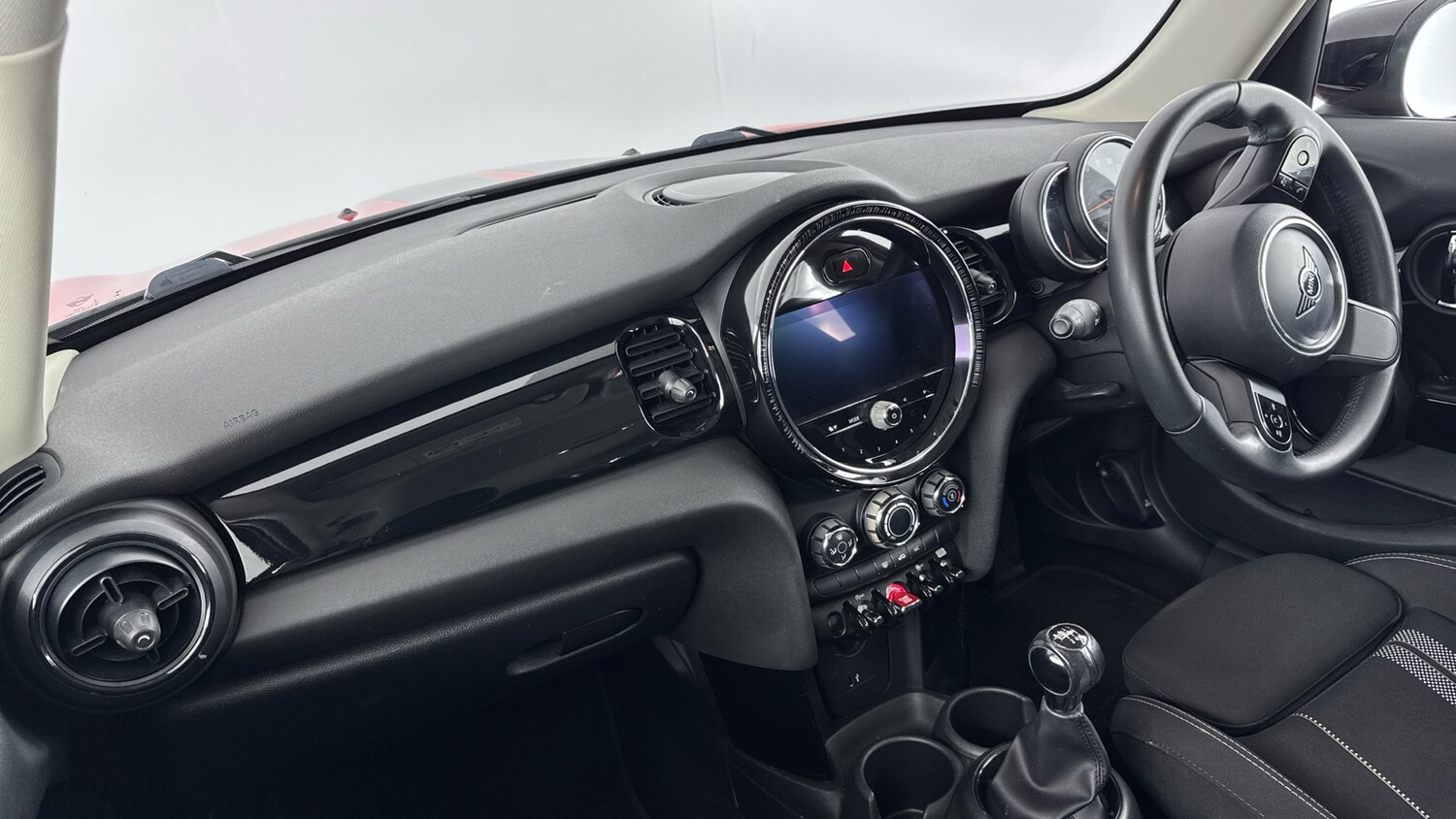 Used MINI Hatch 2021 for sale - 76265909: Photo 7