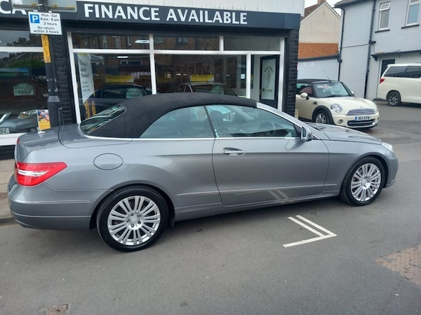 Used Mercedes-Benz E Class 2012 for sale - 75253319: Photo 4