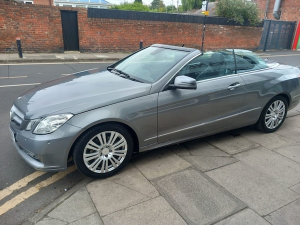 Used Mercedes-Benz E Class 2012 for sale - 75253319: Photo 9