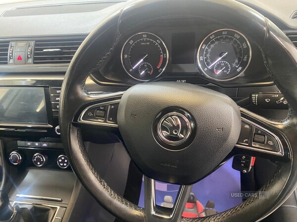 Used Skoda Superb 2018 for sale - 76085609: Photo 11