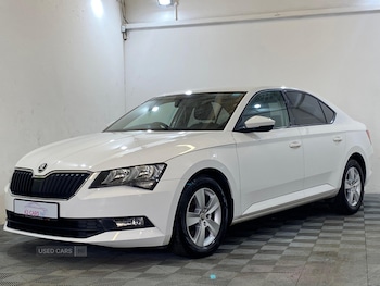Used Skoda Superb 2018 for sale - 76085609: Photo 2