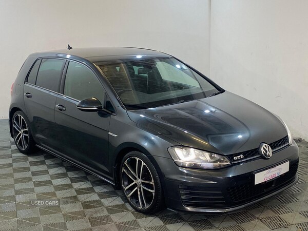 Used Volkswagen Golf 2016 for sale - 76248144: Photo 1