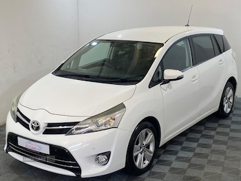 Used Toyota Verso 2014 for sale - 76308212: Photo 2