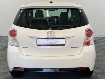 Used Toyota Verso 2014 for sale - 76308212: Photo 3