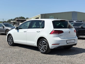Used Volkswagen Golf 2019 for sale - 79256616: Photo