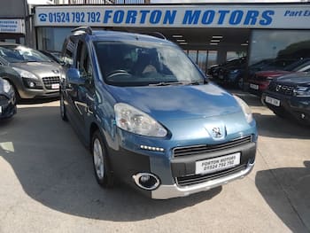 Used Peugeot Partner Tepee 2015 for sale - 79746519: Photo