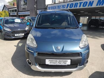 Used Peugeot Partner Tepee 2015 for sale - 79746519: Photo