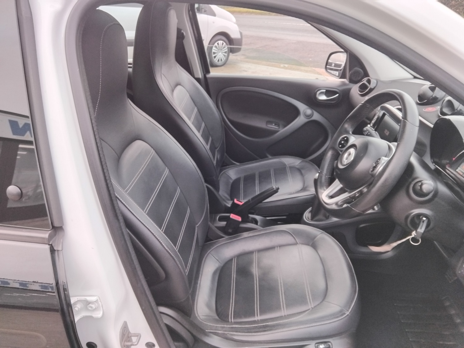 Used smart forfour 2017 for sale - 76845868: Photo 19