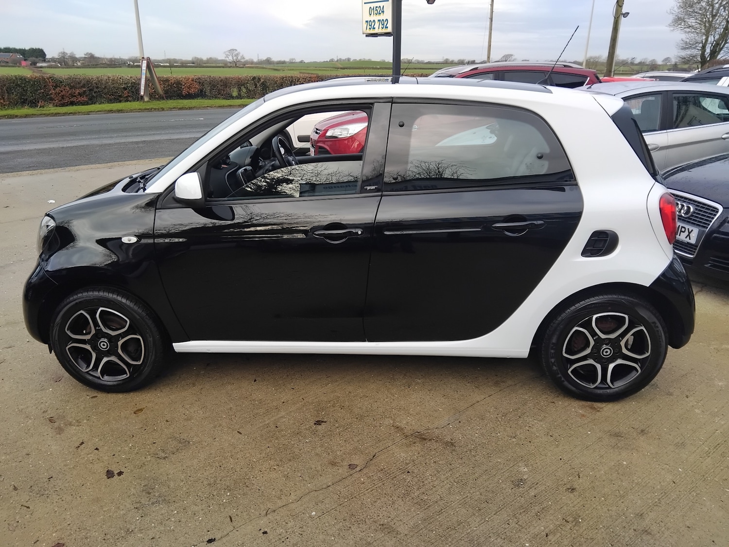 Used smart forfour 2017 for sale - 76845868: Photo 5
