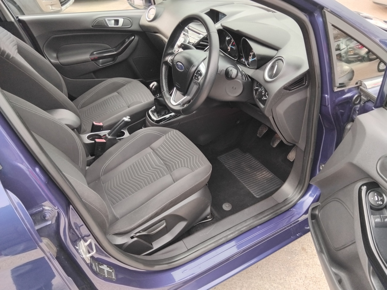 Used Ford Fiesta 2014 for sale - 77460842: Photo 15