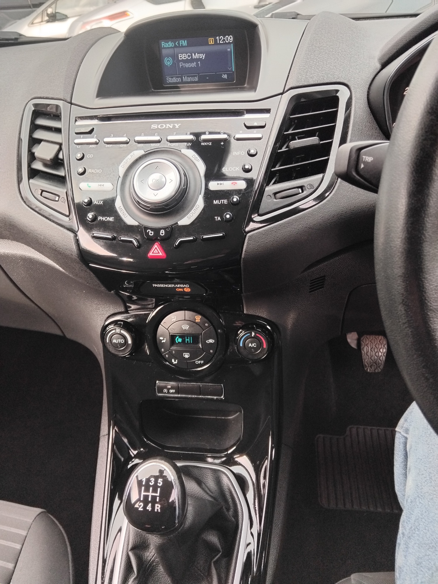 Used Ford Fiesta 2014 for sale - 77460842: Photo 22