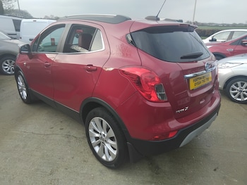 2018 (18) - 1.4T ECOTEC ELITE NAV ONE FORMER KEEPER 66,000 MILES FULL S/HISTORY 5-Door