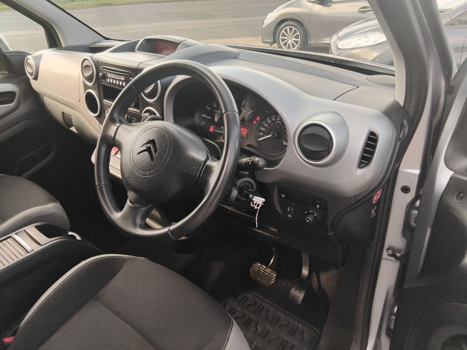 Used Citroen Berlingo Multispace 2015 for sale - 77702035: Photo 17