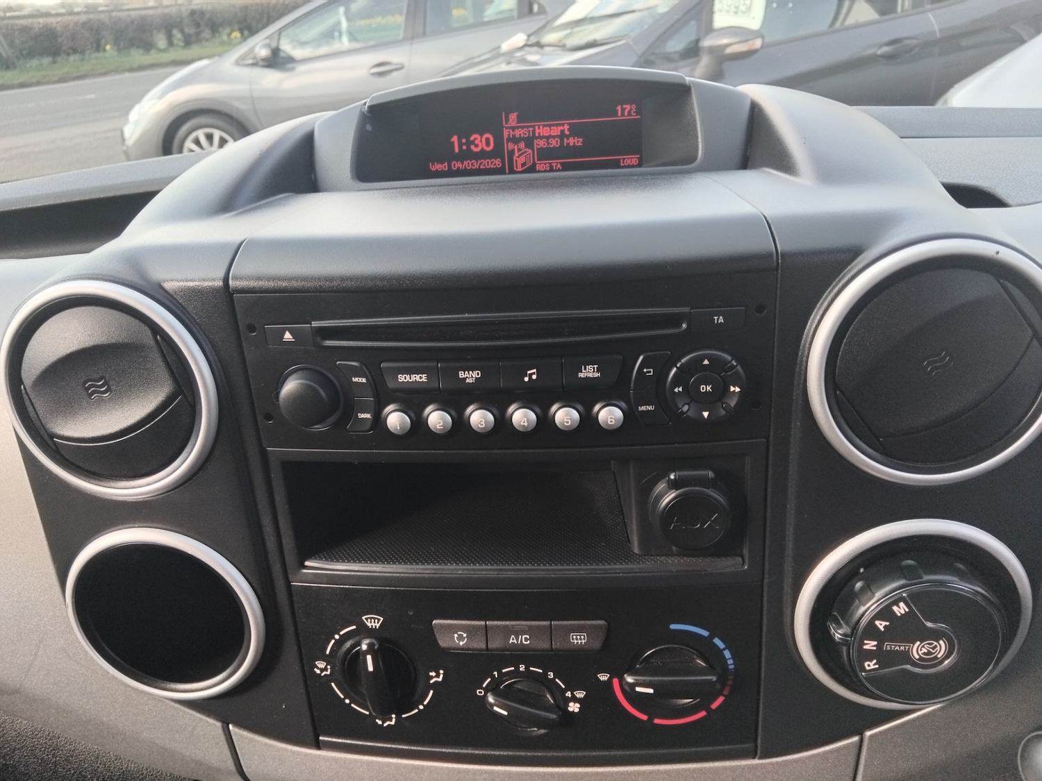 Used Citroen Berlingo Multispace 2015 for sale - 77702035: Photo 18