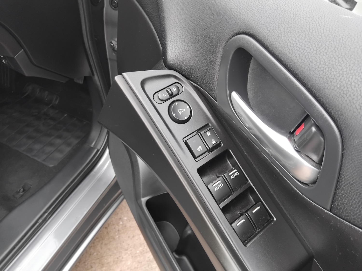 Used Honda Civic 2015 for sale - 77702032: Photo 9