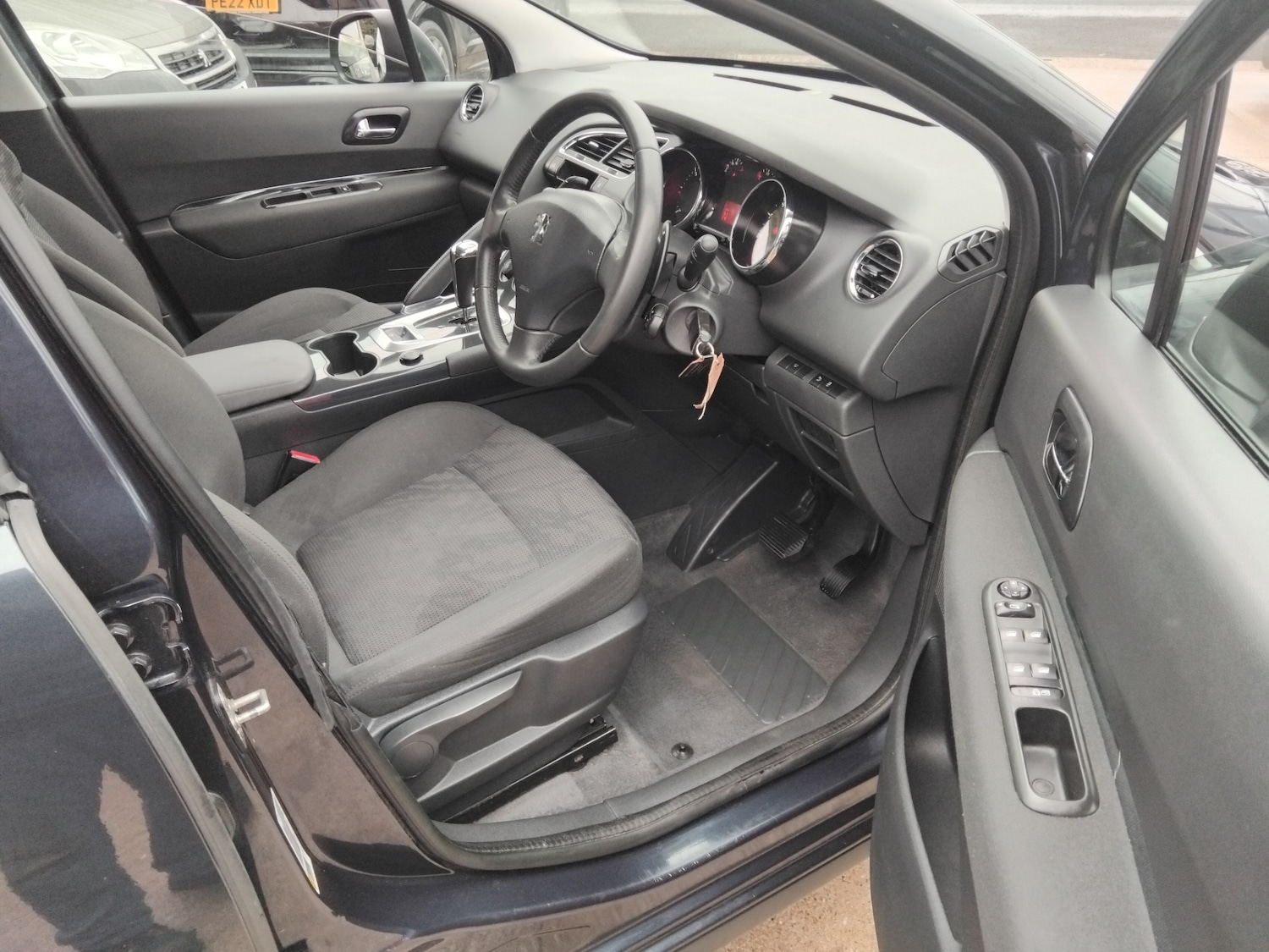 Used Peugeot 3008 2013 for sale - 77629430: Photo 15