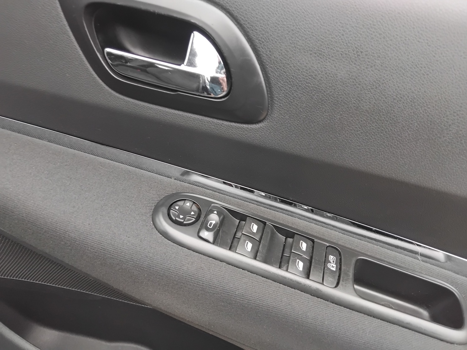 Used Peugeot 3008 2013 for sale - 77629430: Photo 20