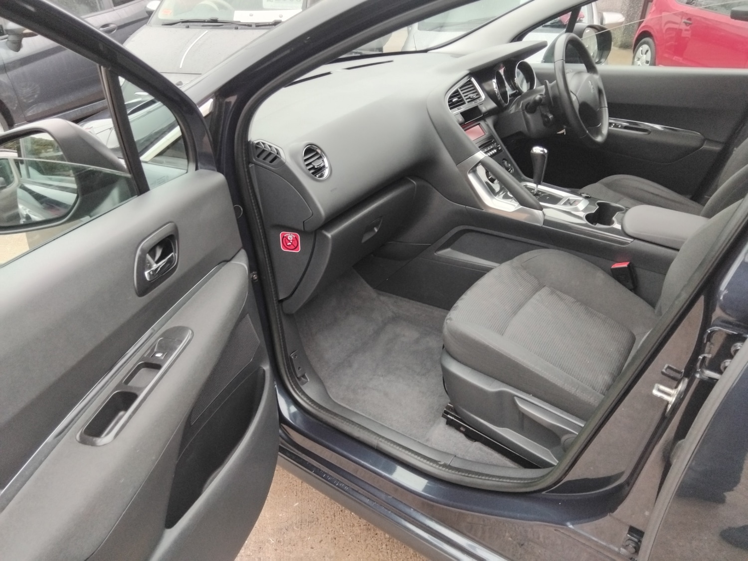 Used Peugeot 3008 2013 for sale - 77629430: Photo 24