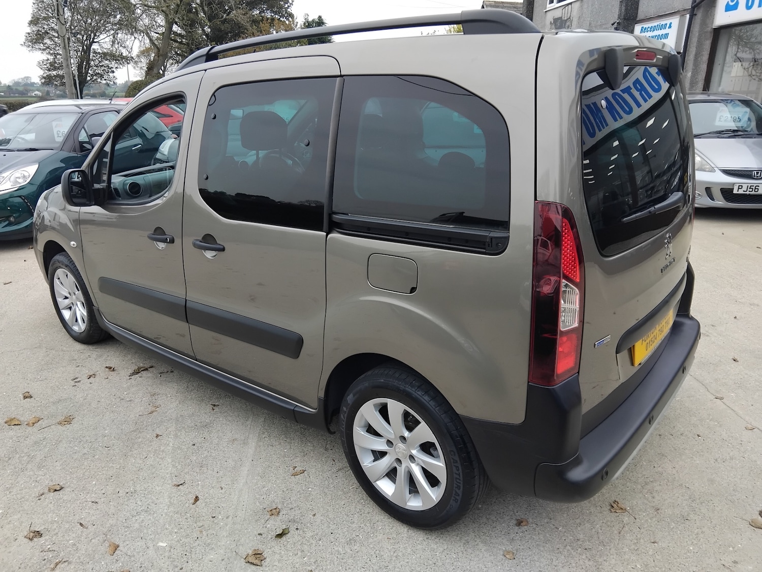 Used Peugeot Partner Tepee 2017 for sale - 76375080: Photo 12