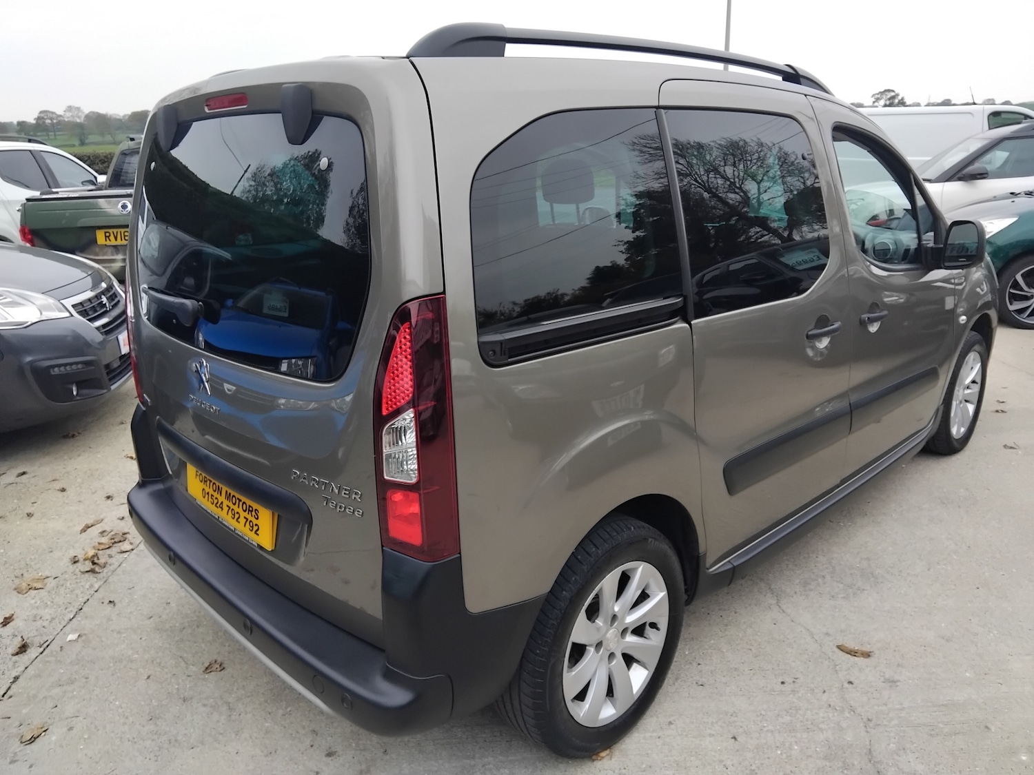 Used Peugeot Partner Tepee 2017 for sale - 76375080: Photo 14