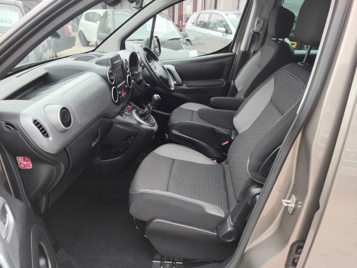 Used Peugeot Partner Tepee 2017 for sale - 76375080: Photo 23