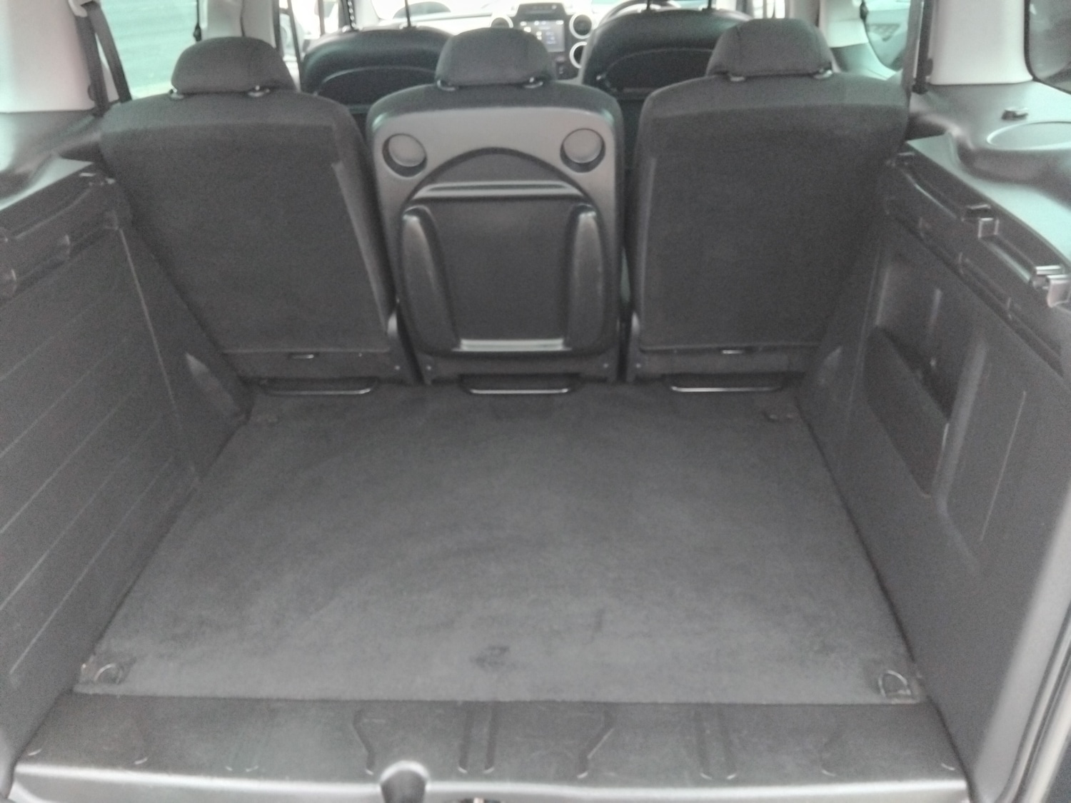 Used Peugeot Partner Tepee 2017 for sale - 76375080: Photo 27