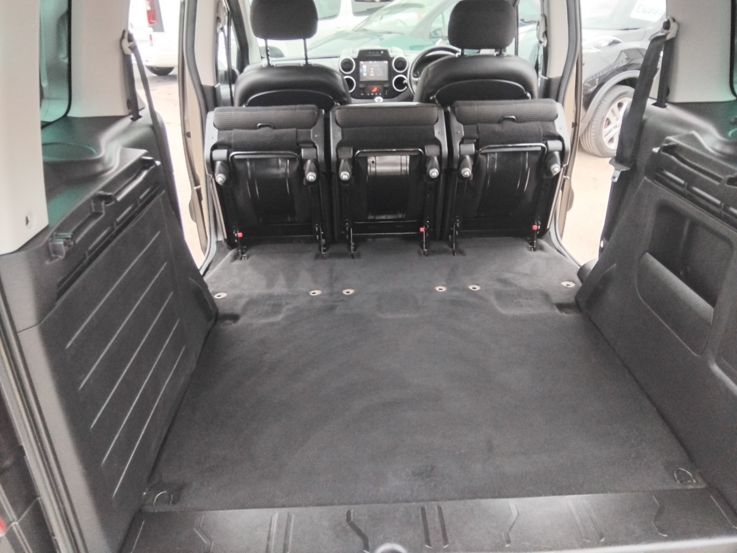 Used Peugeot Partner Tepee 2017 for sale - 76375080: Photo 29