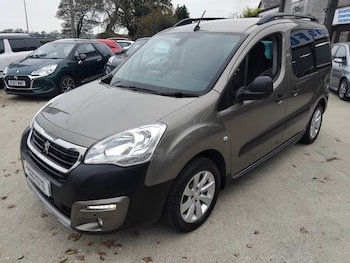 Used Peugeot Partner Tepee 2017 for sale - 76375080: Photo
