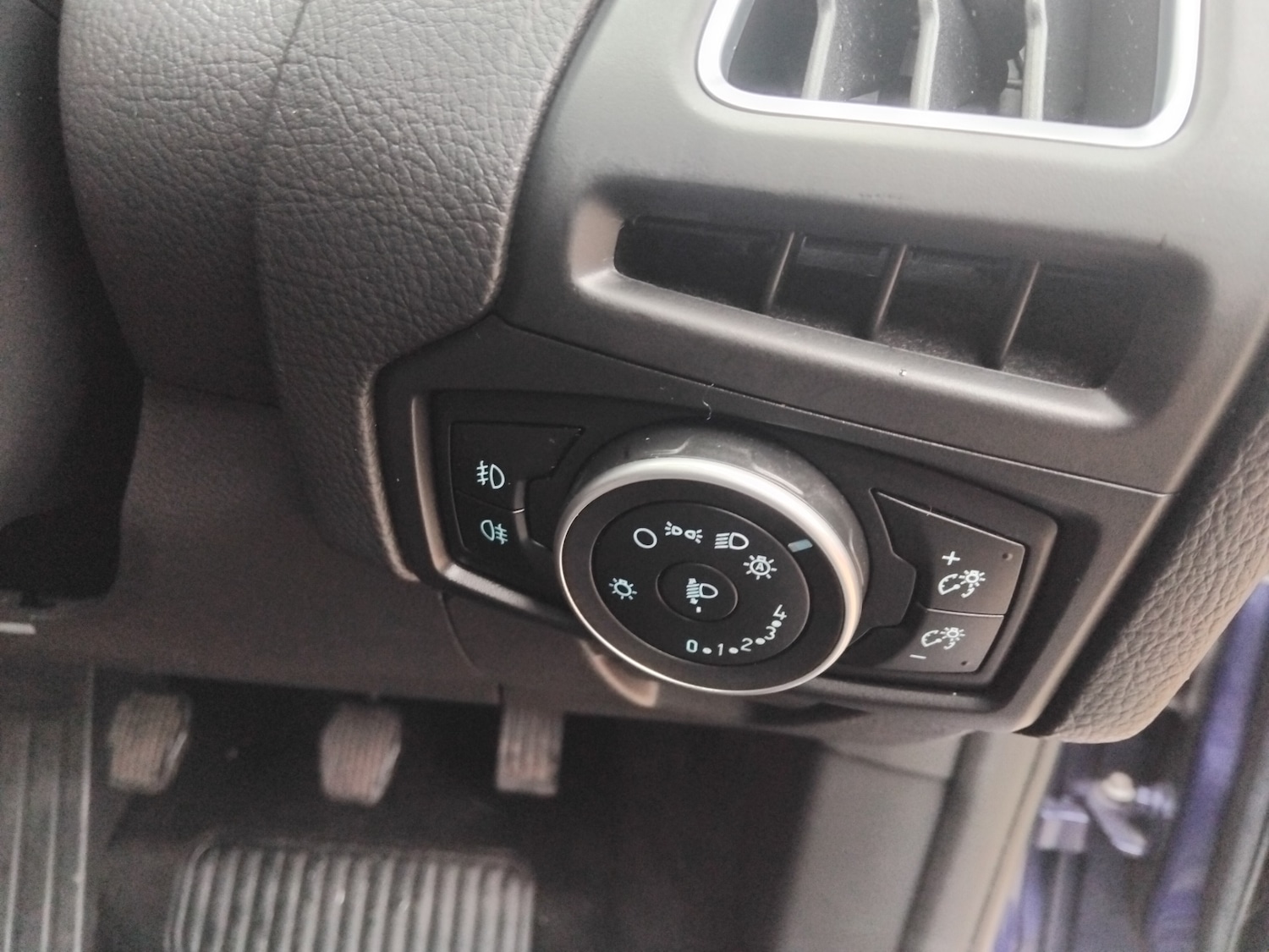 Used Ford Focus 2016 for sale - 77543394: Photo 16