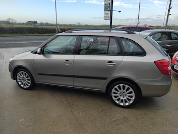 Used Skoda Fabia 2013 for sale - 77245202: Photo