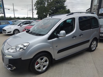 Used Peugeot Partner Tepee 2014 for sale - 79391294: Photo