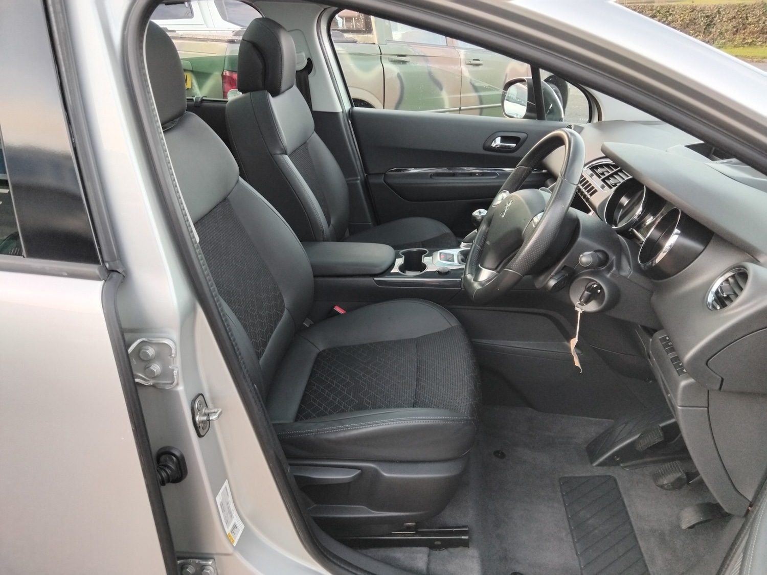 Used Peugeot 3008 2016 for sale - 76436589: Photo 20