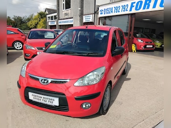 Used Hyundai i10 2010 for sale - 75536600: Photo
