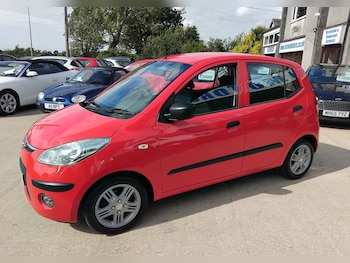 Used Hyundai i10 2010 for sale - 75536600: Photo