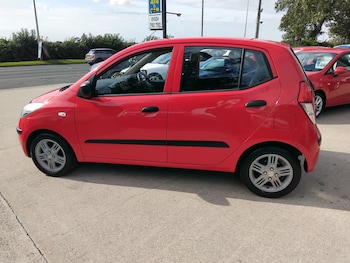 Used Hyundai i10 2010 for sale - 75536600: Photo
