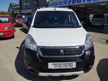 Used Peugeot Partner Tepee 2017 for sale - 78379919: Photo