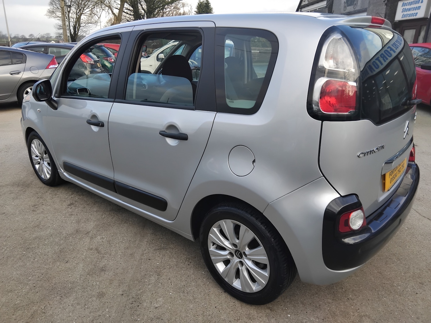 Used Citroen C3 Picasso 2011 for sale - 77391748: Photo 13