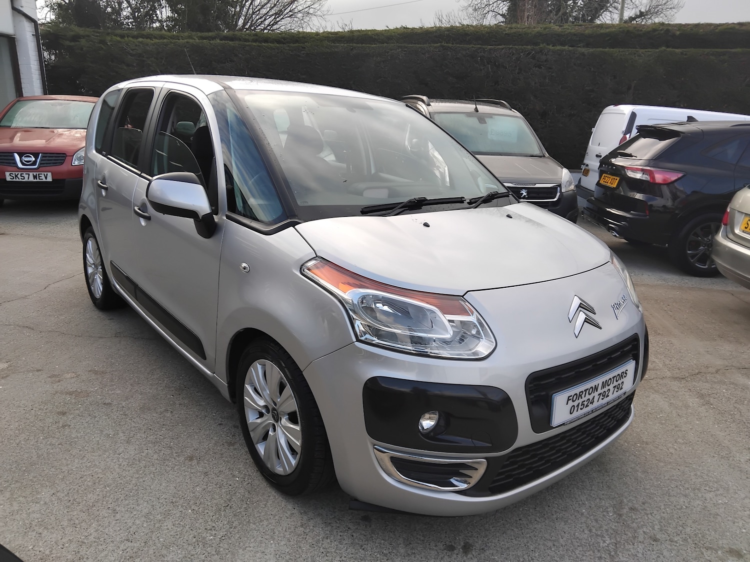 Used Citroen C3 Picasso 2011 for sale - 77391748: Photo 17