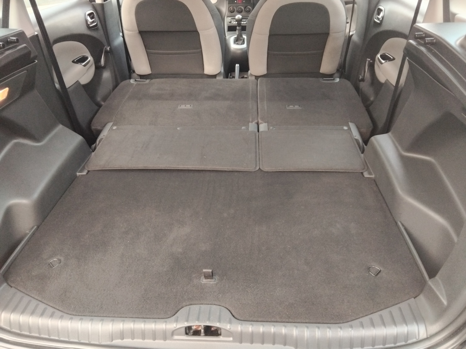 Used Citroen C3 Picasso 2011 for sale - 77391748: Photo 31