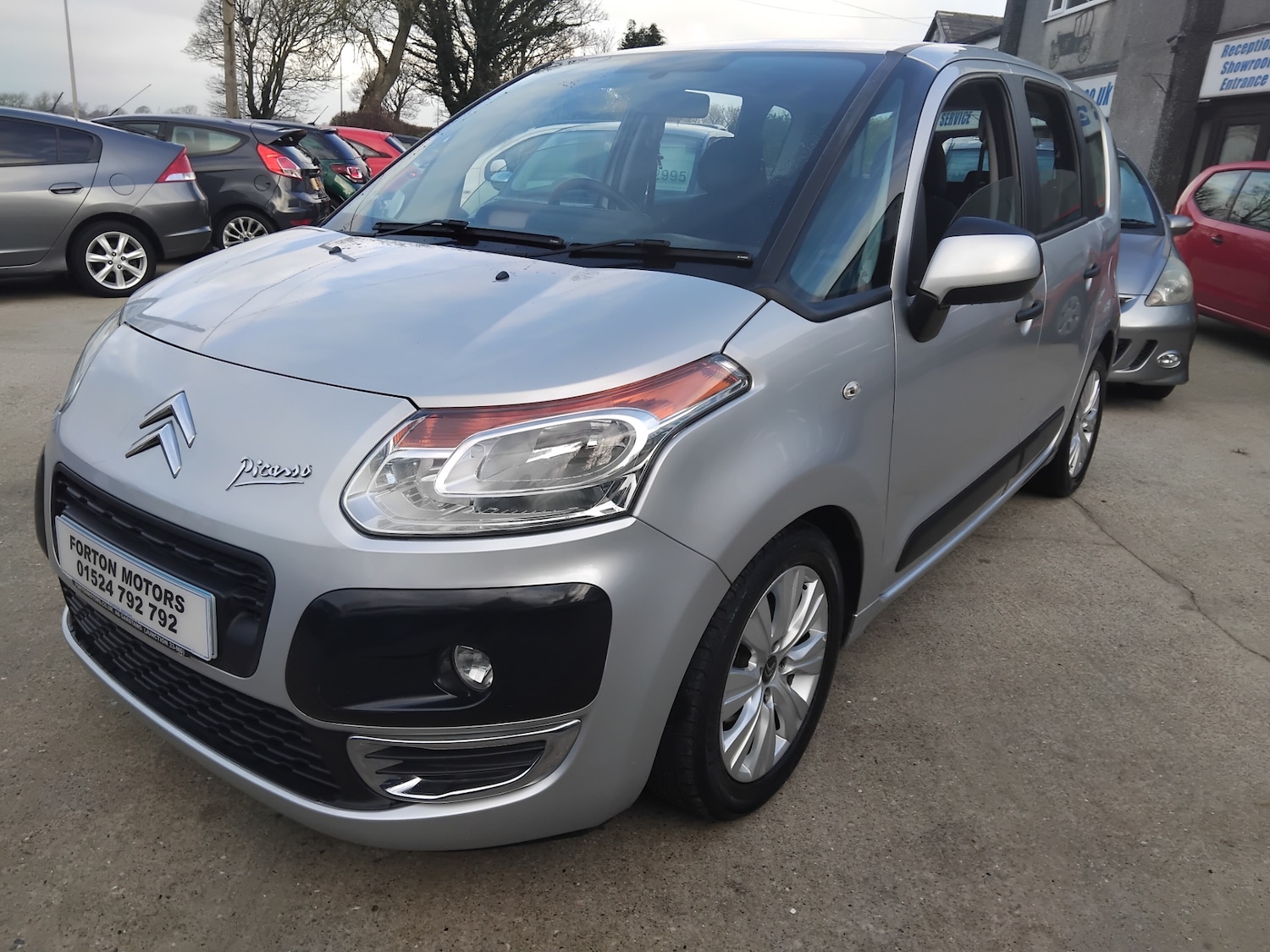Used Citroen C3 Picasso 2011 for sale - 77391748: Photo 4