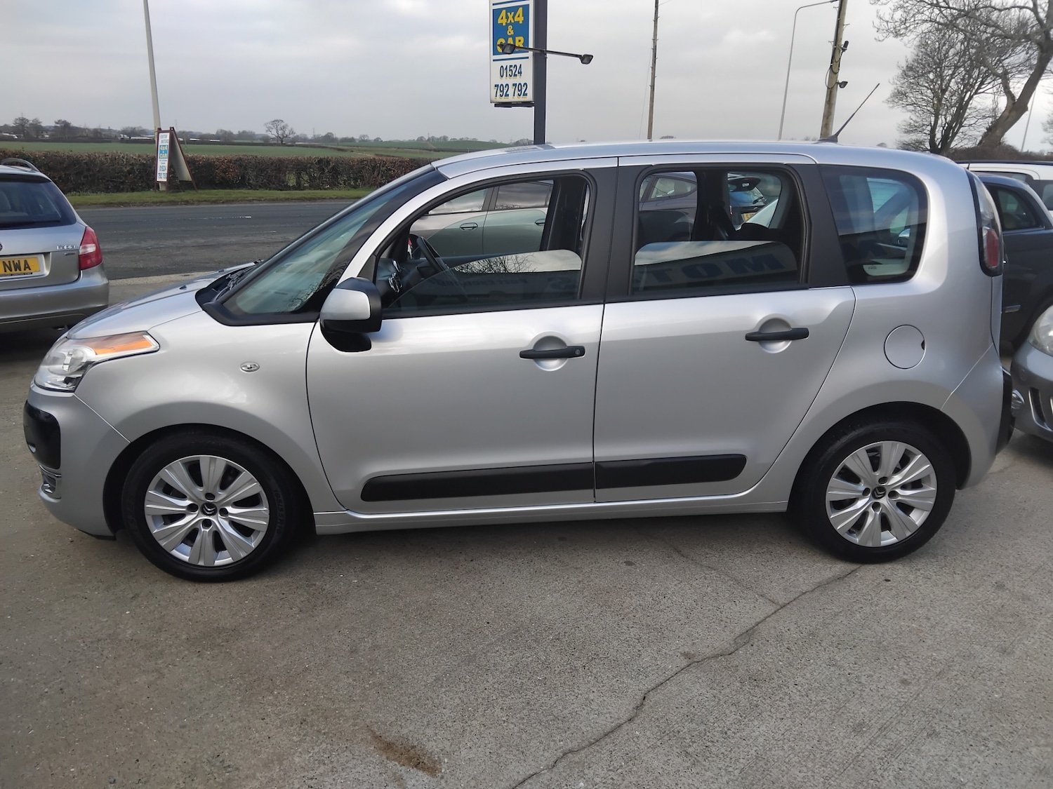 Used Citroen C3 Picasso 2011 for sale - 77391748: Photo 5
