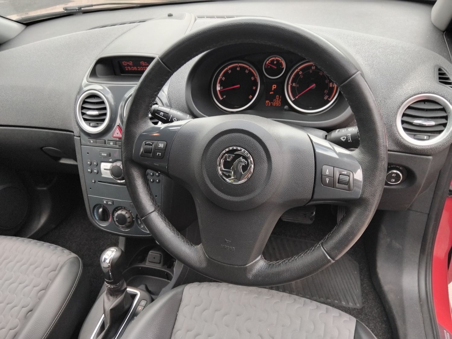 Used Vauxhall Corsa 2015 for sale - 75502128: Photo 16