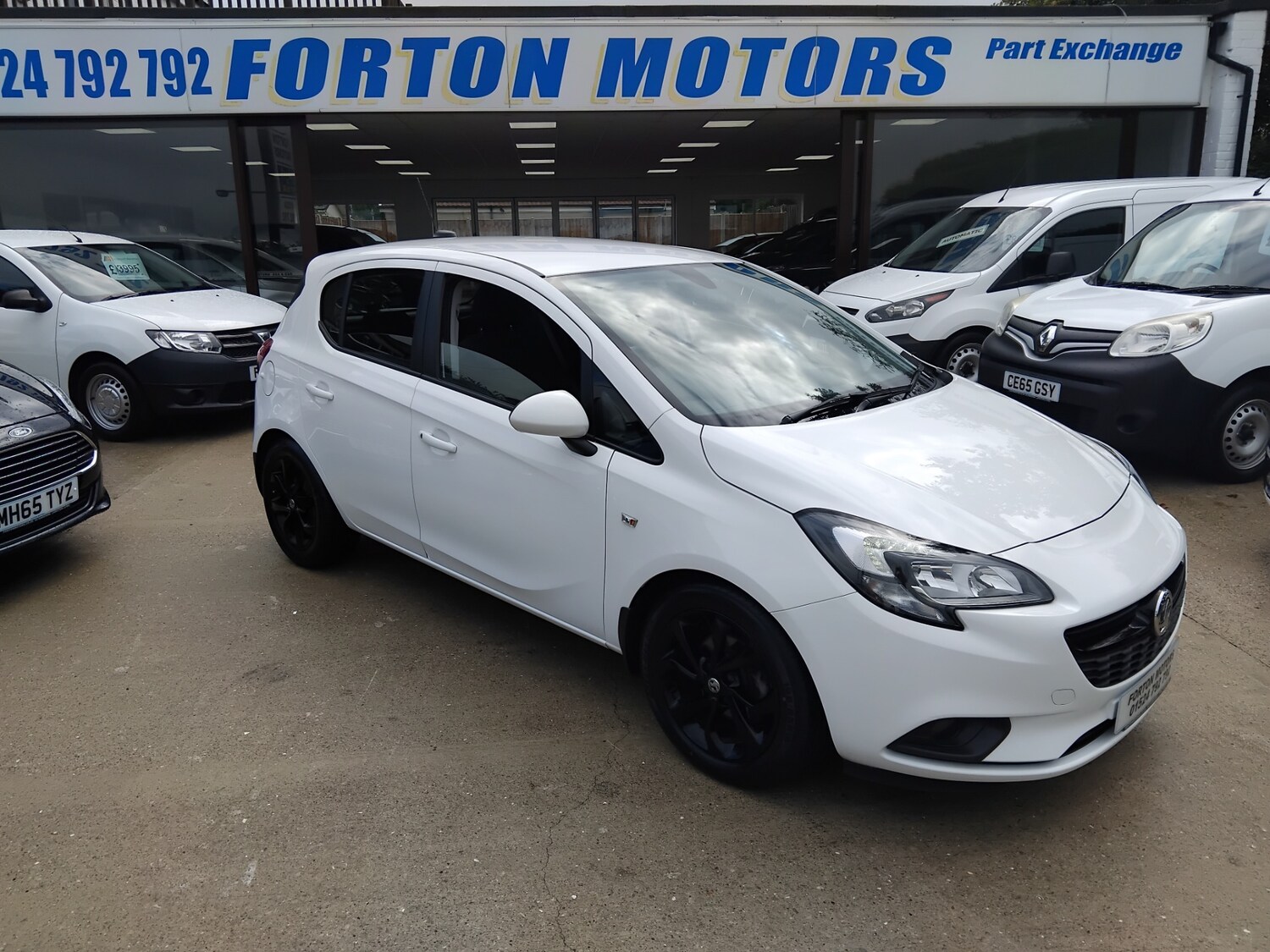 Used Vauxhall Corsa 2015 for sale - 75502128: Photo 32