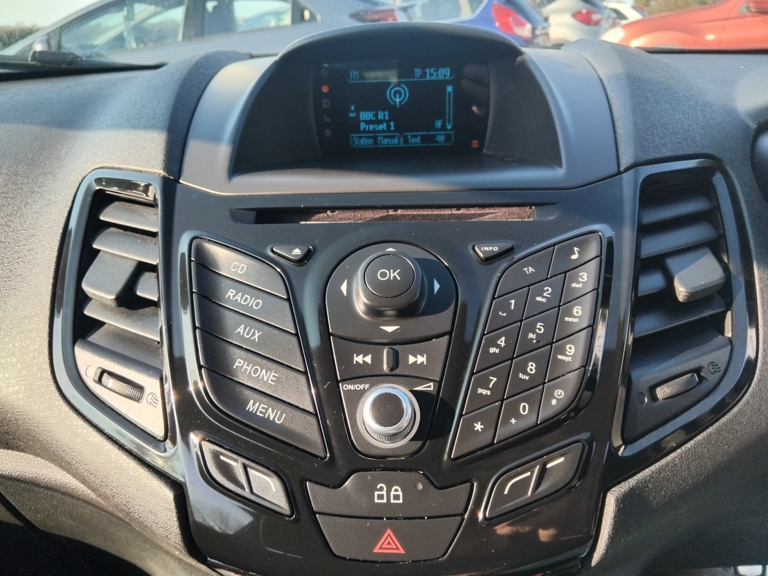 Used Ford Fiesta 2015 for sale - 69370613: Photo 19