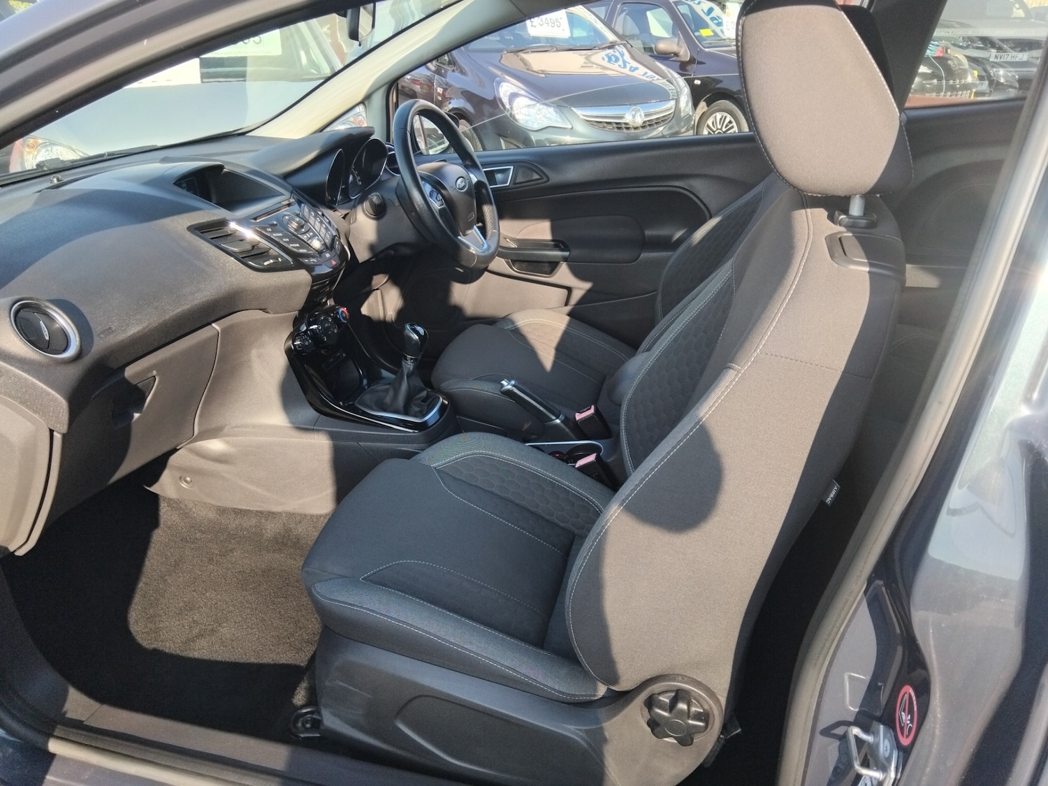 Used Ford Fiesta 2015 for sale - 69370613: Photo 22