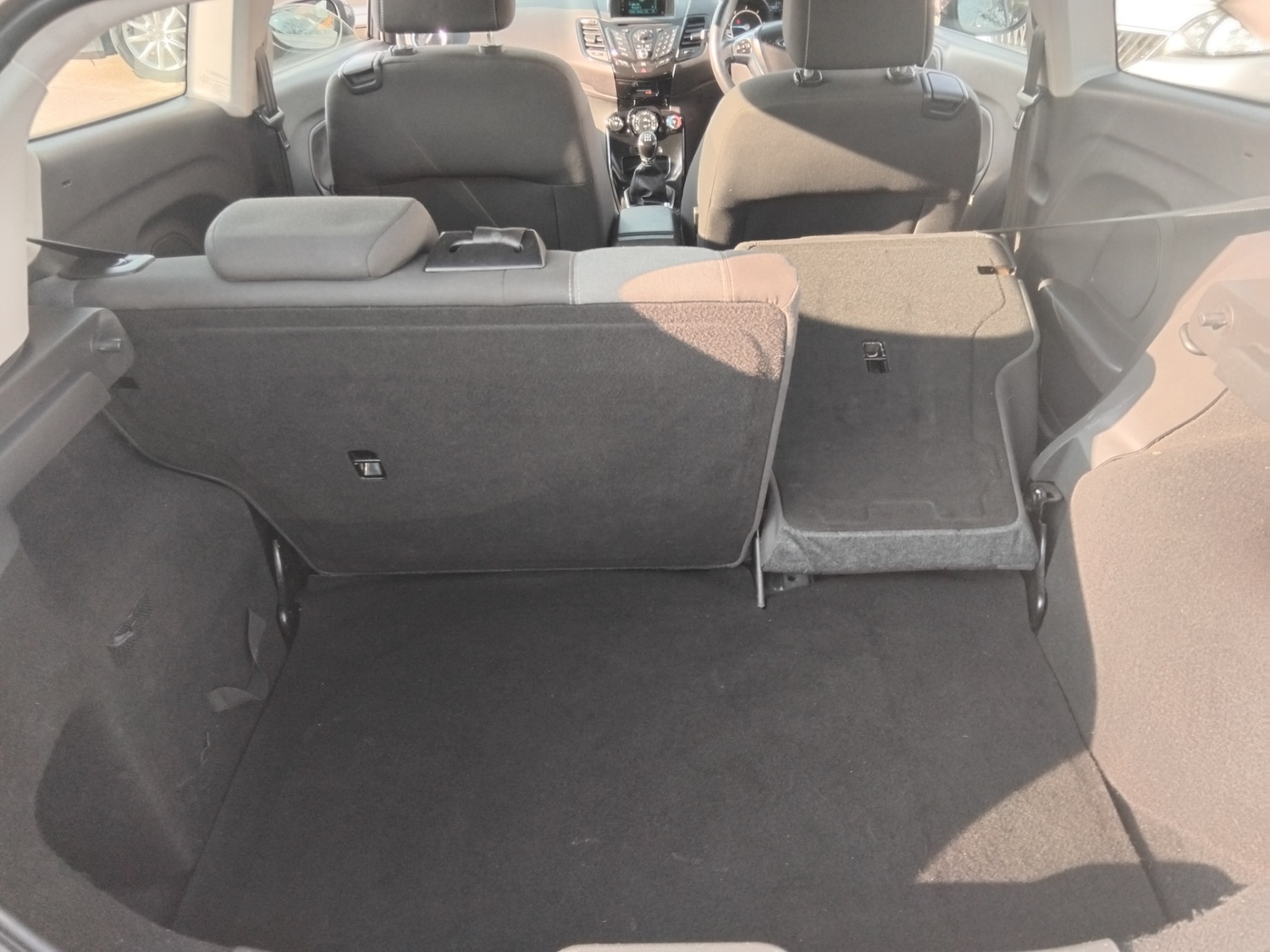 Used Ford Fiesta 2015 for sale - 69370613: Photo 27