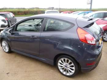 Used Ford Fiesta 2015 for sale - 69370613: Photo