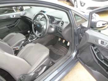 Used Ford Fiesta 2015 for sale - 69370613: Photo